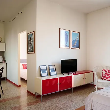 Accomodo Mib13 Bivano Navigli Milan Exterior photo